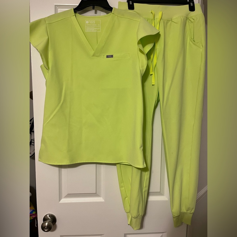 Figs Lime Green Scrub Set